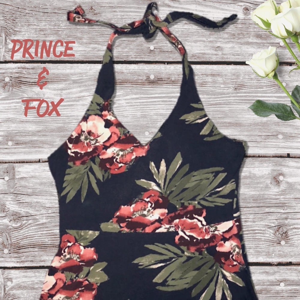 Navy Blue Floral Dress ❤️